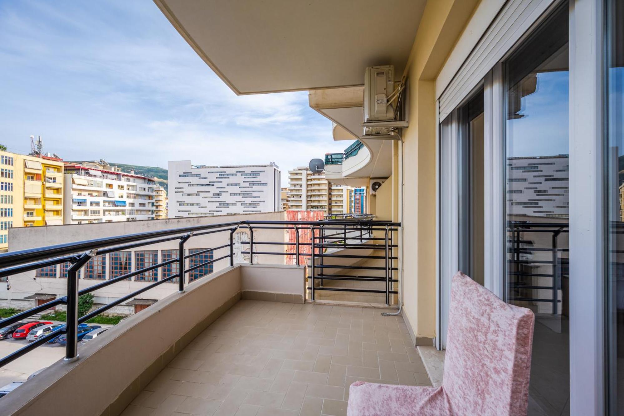 Apartament Center By
